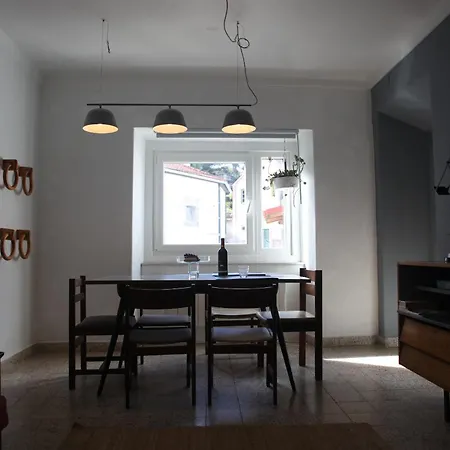 Ribeira Dos Marinheiros Vermelho *