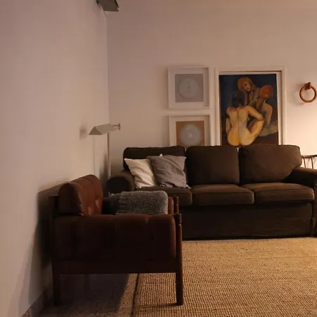 Apartment Water Lines Red *
